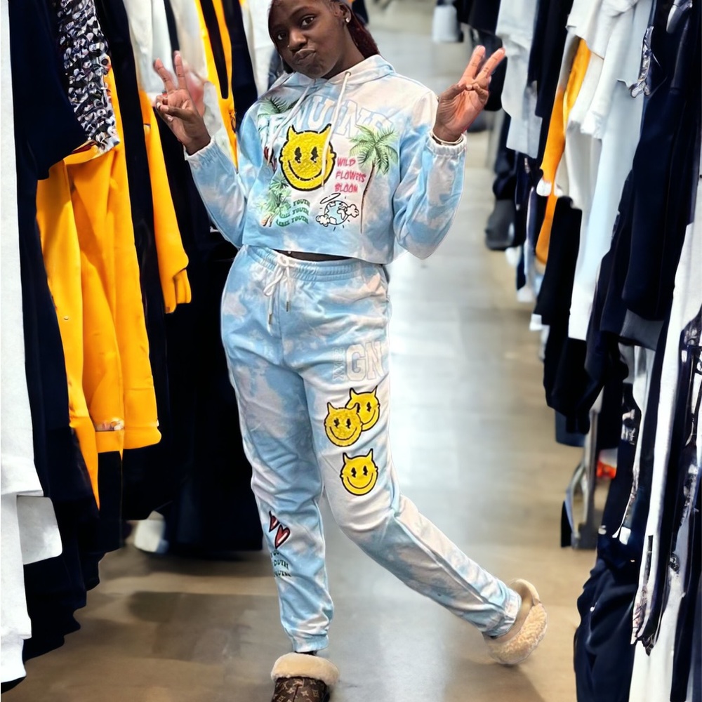 geniune crop top sweatsuits
